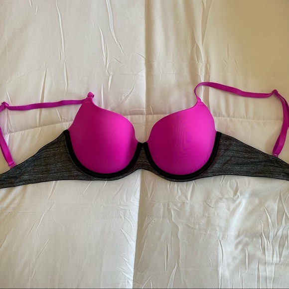 PINK Wear Everywhere Lightly Lined Bra - Picture 3 of 5